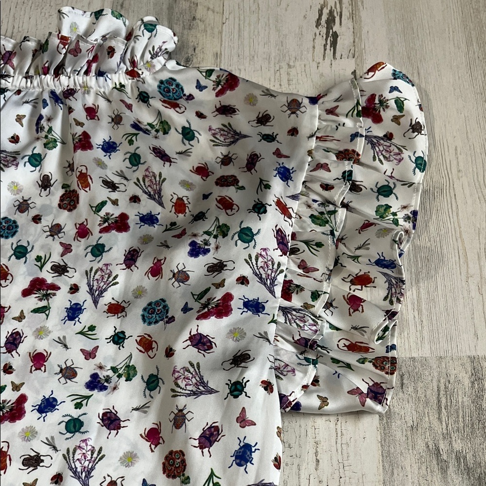 Koch Insect Floral Ruffle Sleeve Blouse - Picture 11 of 12